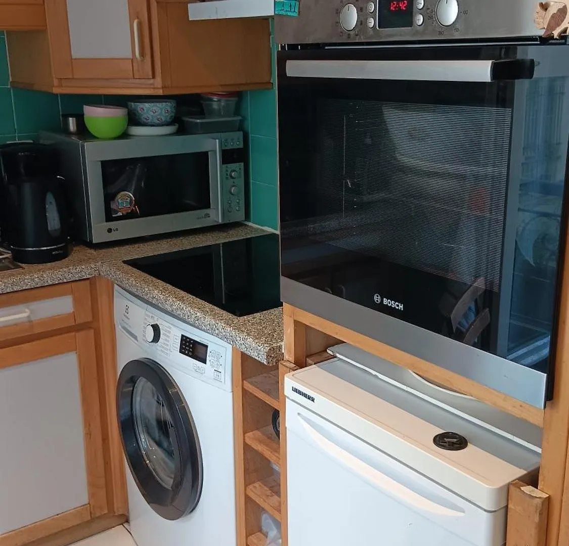 Calmo Em Jourdain Apartamento